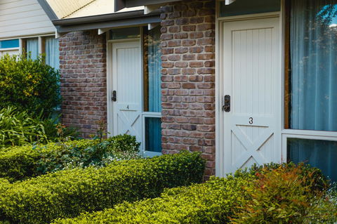 The Lodge By Manna - Australian Directory 15