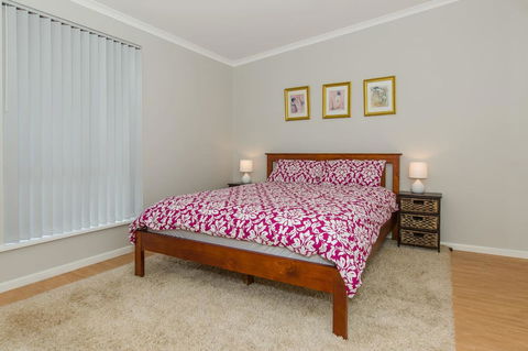 Desert Pea - Australian Directory 8