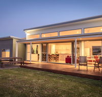 Middle River Beach House - East Wing - Australian Directory