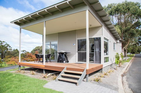 Blue Lake Holiday Park - Australian Directory 13