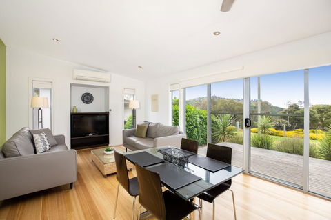 Blue Lake Holiday Park - Australian Directory 38