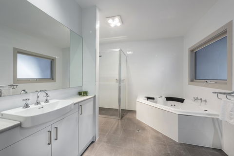 Discovery Parks - Hahndorf - Australian Directory 26