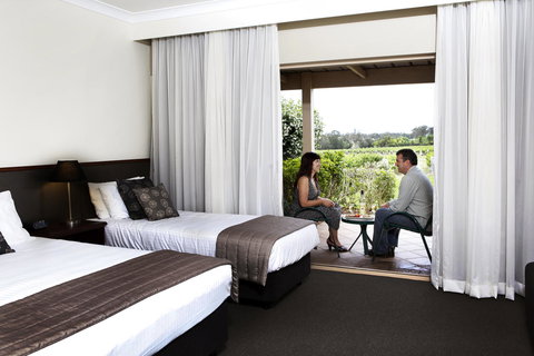 Harrigan\'s Hunter Valley - Australian Directory 25
