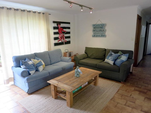 A2@Port Willy - Australian Directory 15