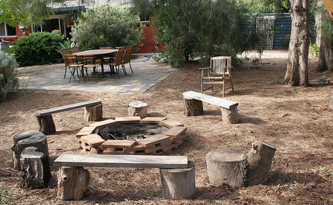 A2@Port Willy - Australian Directory 17