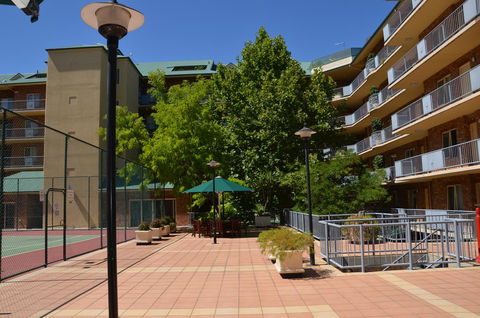 ADELAIDE CENTRAL APARTMENT - 3BR, 2BATH & CARPARK - Australian Directory 25
