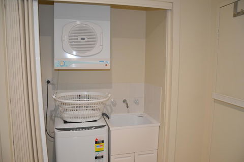 ADELAIDE CENTRAL APARTMENT - 3BR, 2BATH & CARPARK - Australian Directory 19