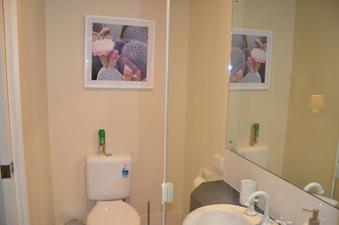 ADELAIDE CENTRAL APARTMENT - 3BR, 2BATH & CARPARK - Australian Directory 13