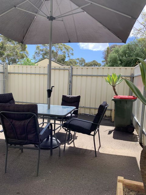 Sunshine Three - Australian Directory 38
