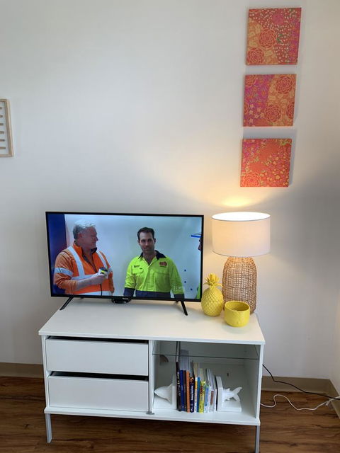 Sunshine Three - Australian Directory 1