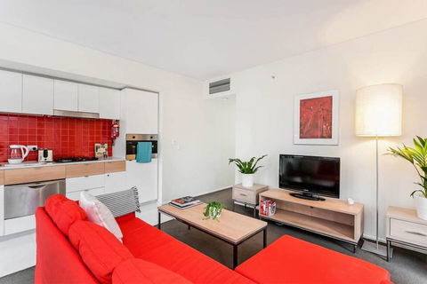 3 Bed North Terrace #42 - Australian Directory 9