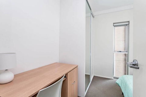 3 Bed North Terrace #42 - Australian Directory 8
