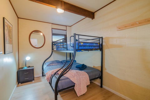 Aldinga Beach Break - C21 SouthCoast Holidays - Australian Directory 9