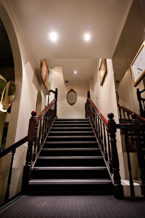 Ambassadors Hotel - Australian Directory 28