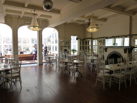 Ambassadors Hotel - Australian Directory 16