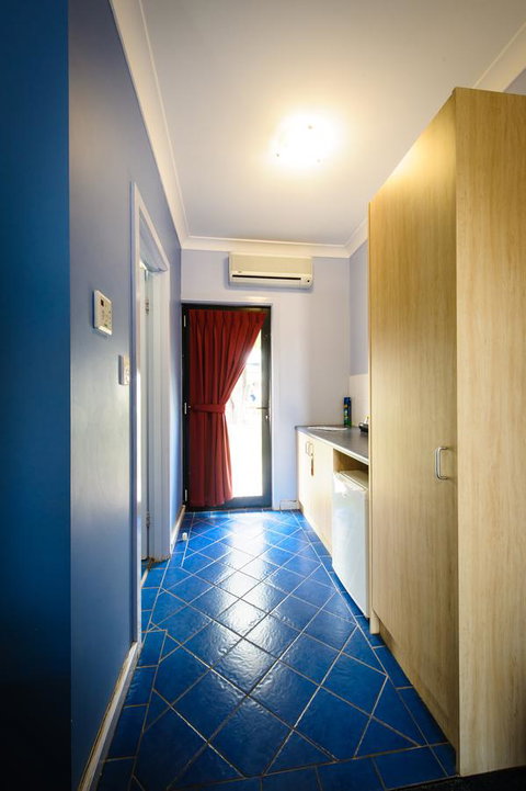 The Anglers Inn - Australian Directory 5