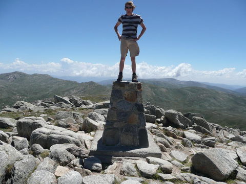 CHILL-OUT - Thredbo - Australian Directory 14