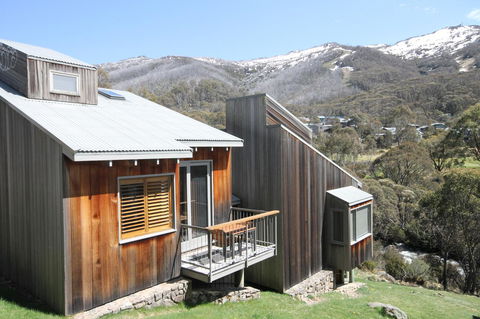 CHILL-OUT - Thredbo - Australian Directory 2