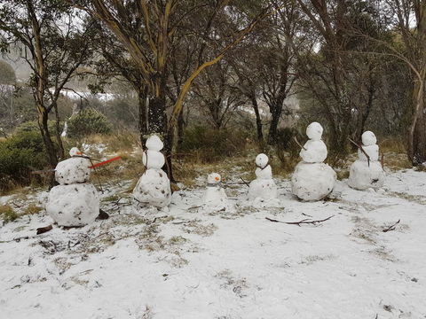 CHILL-OUT - Thredbo - Australian Directory 21