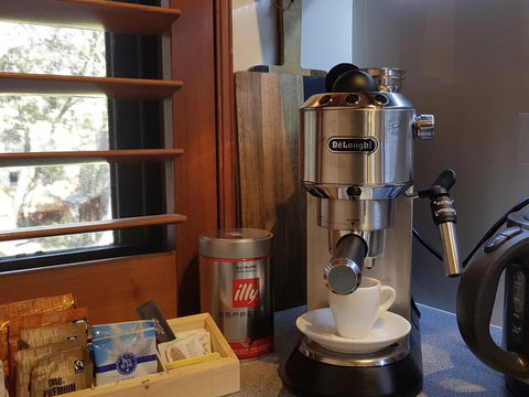 CHILL-OUT - Thredbo - Australian Directory 15