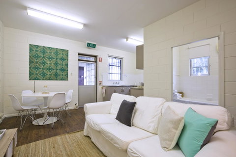The Old Mount Gambier Gaol - Australian Directory 36