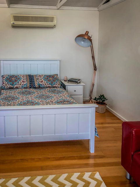 SeaLaVie - Australian Directory 32