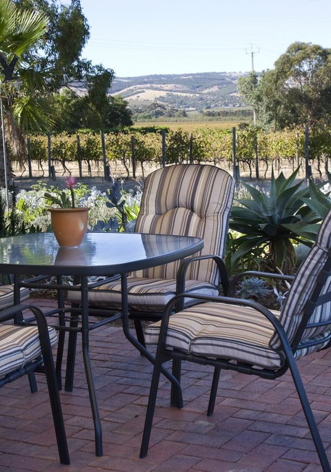 Linger Longer Vineyard - Australian Directory 14