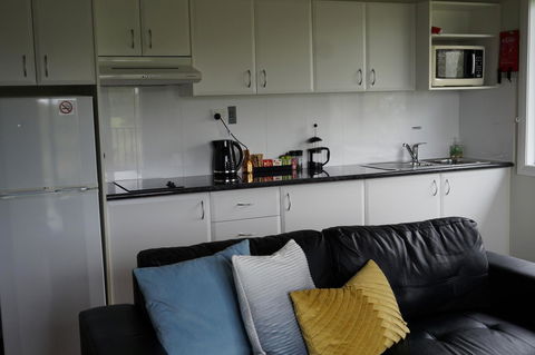 Beltana Villas - Australian Directory 6