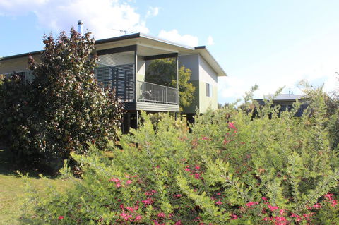 Beltana Villas - Australian Directory 24