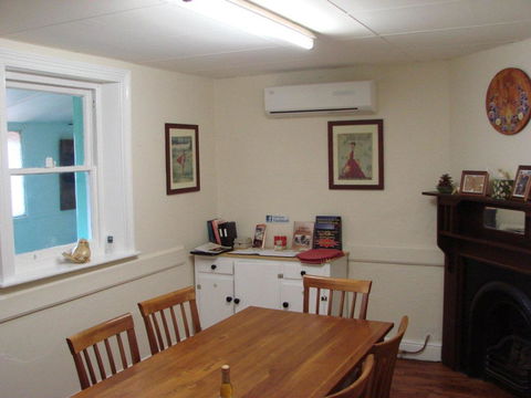 Andy\'s Accommodation - Australian Directory 23