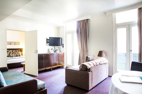 Hotel Richmond On Rundle Mall - Australian Directory 21