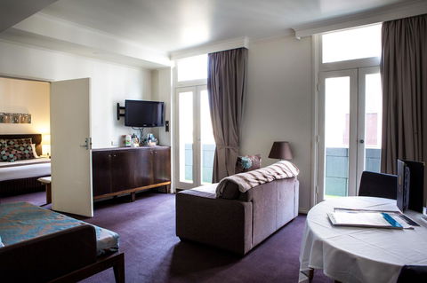 Hotel Richmond On Rundle Mall - Australian Directory 27