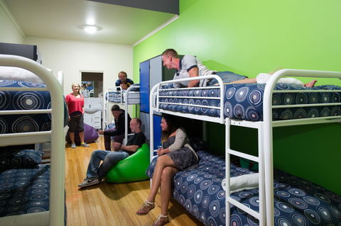 Port Lincoln Studio Apartments - Australian Directory 21