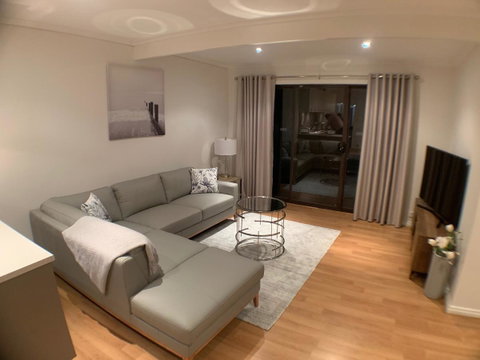 On Gilbert - Australian Directory 4