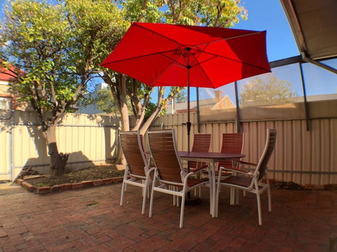 On Gilbert - Australian Directory 10