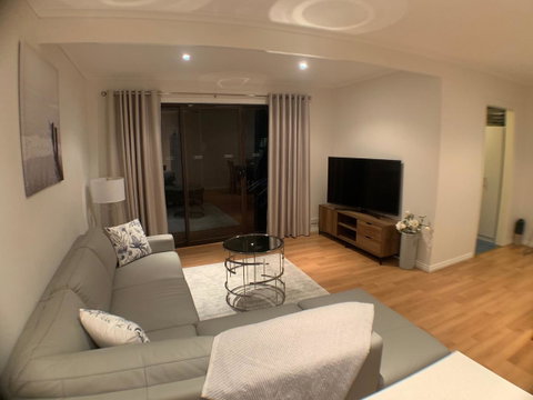 On Gilbert - Australian Directory 5