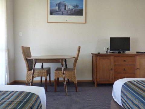 Coonawarra Motor Lodge - Australian Directory 9