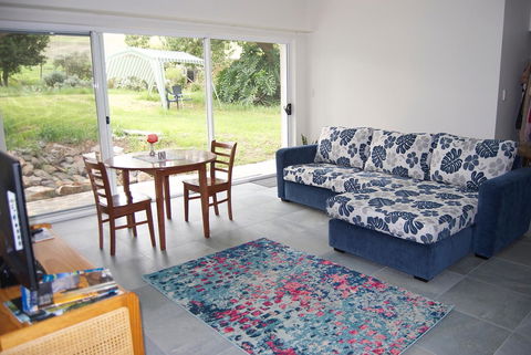 Back Valley Farmstay Bed And Breakfast - Australian Directory 4