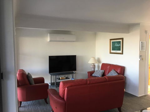 Arena Blanca Holiday Home - Australian Directory 7