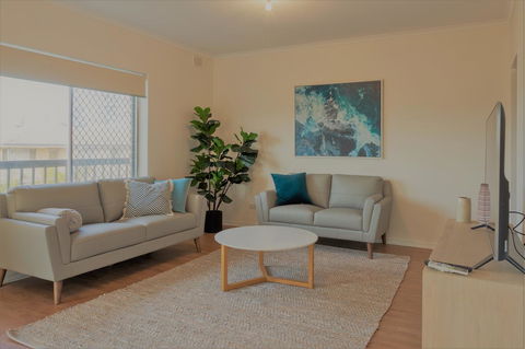 Henley Beach South, Amazing Views, Huge Private Balcony! - Australian Directory 2