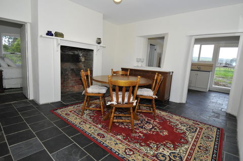 Peppermint Farm Cottage - Australian Directory 7