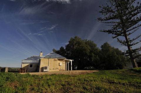 Peppermint Farm Cottage - Australian Directory 3