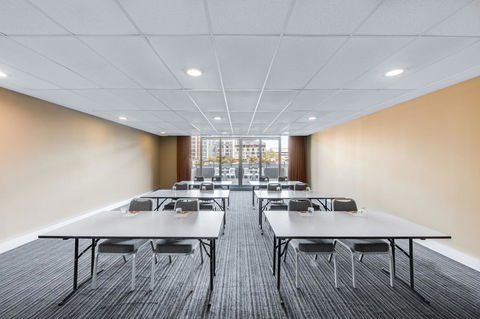 Adina Apartment Hotel Wollongong - Australian Directory 34