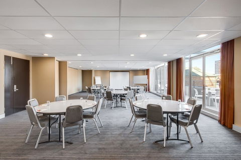 Adina Apartment Hotel Wollongong - Australian Directory 29