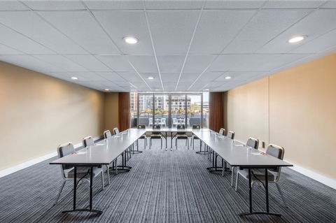 Adina Apartment Hotel Wollongong - Australian Directory 30