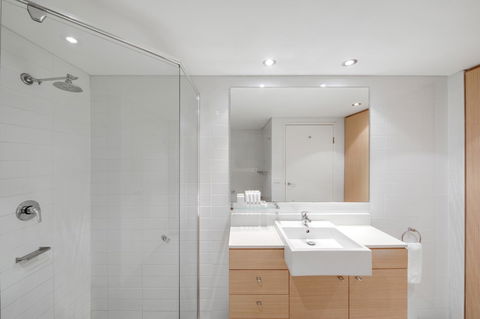 Adina Apartment Hotel Wollongong - Australian Directory 17