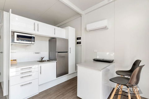 Gawler Caravan Park - Australian Directory 33