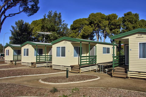 Gawler Caravan Park - Australian Directory 37