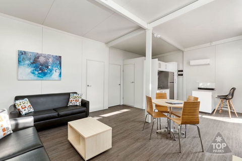Gawler Caravan Park - Australian Directory 30