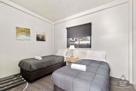 Gawler Caravan Park - Australian Directory 31